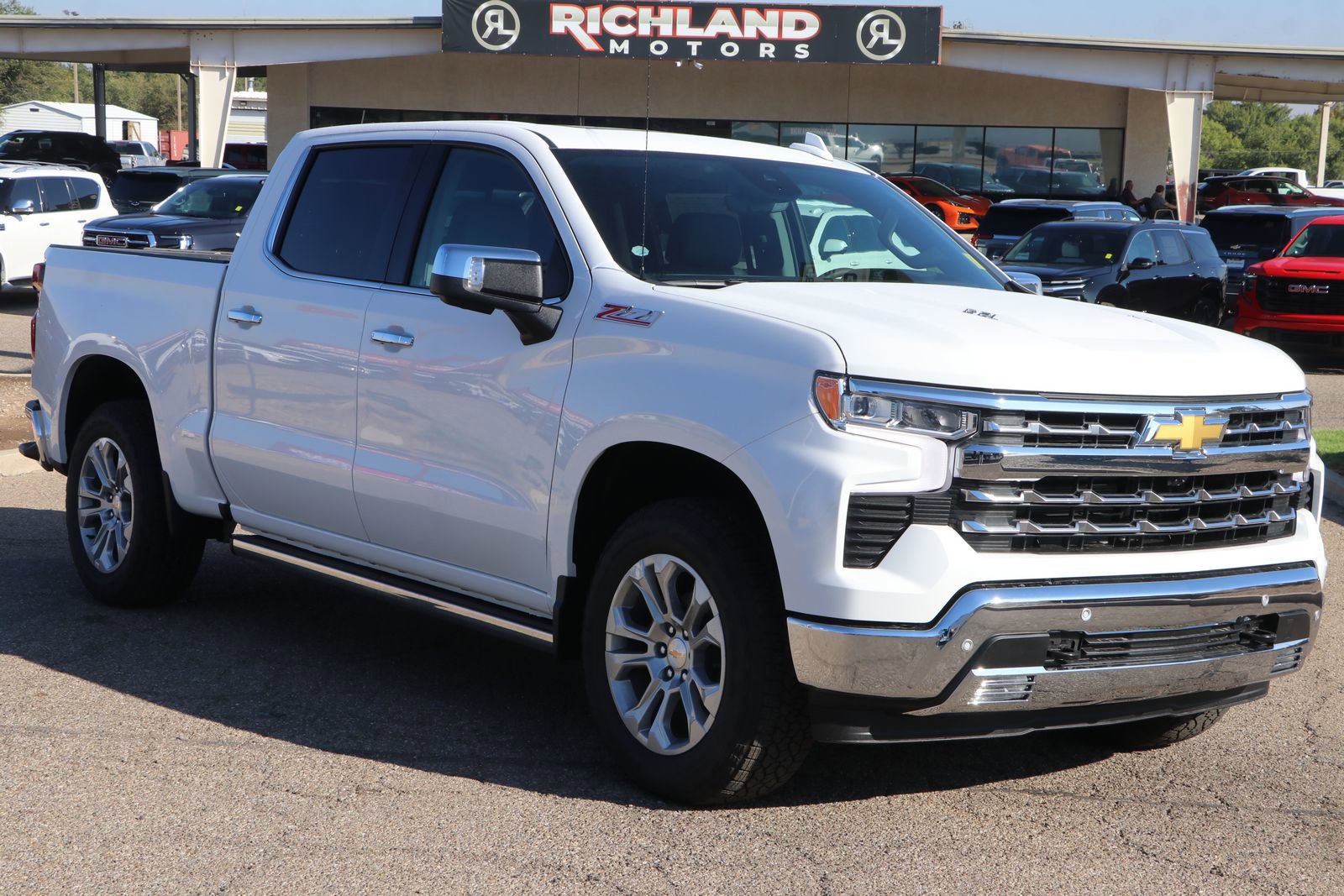 New 2026 Chevrolet Silverado 1500 LTZ w/ Technology Package image 1