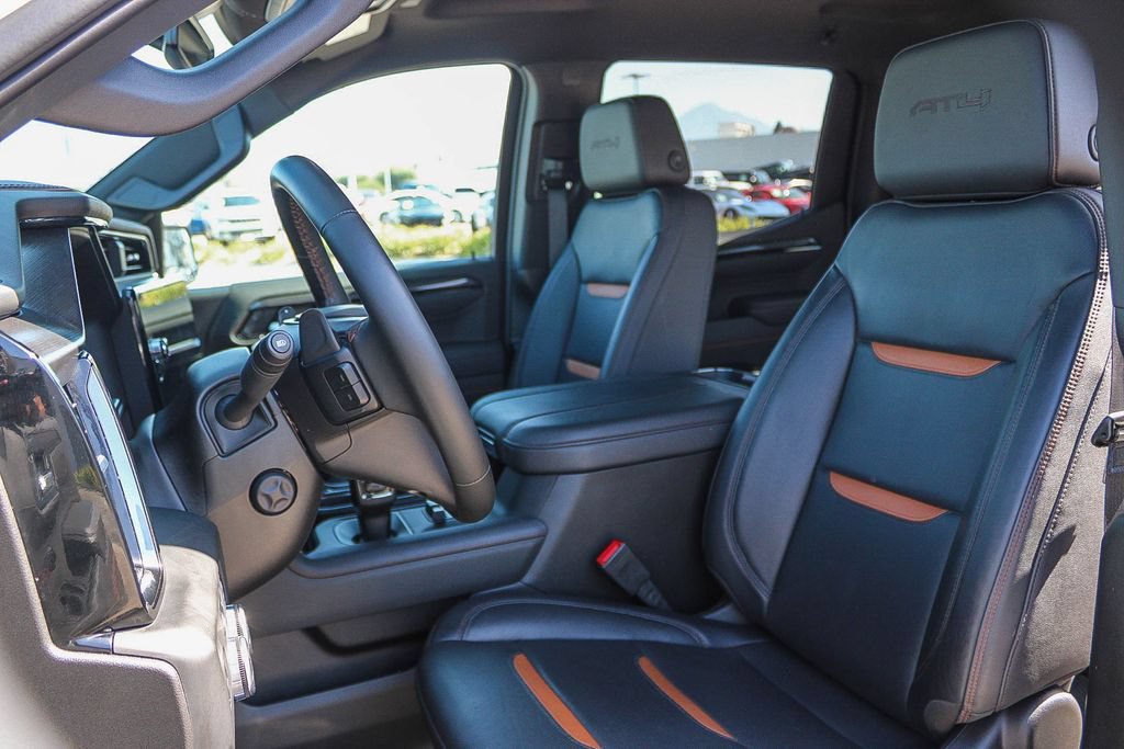 Used 2025 GMC Sierra 1500 AT4 AWD/4WD image 18