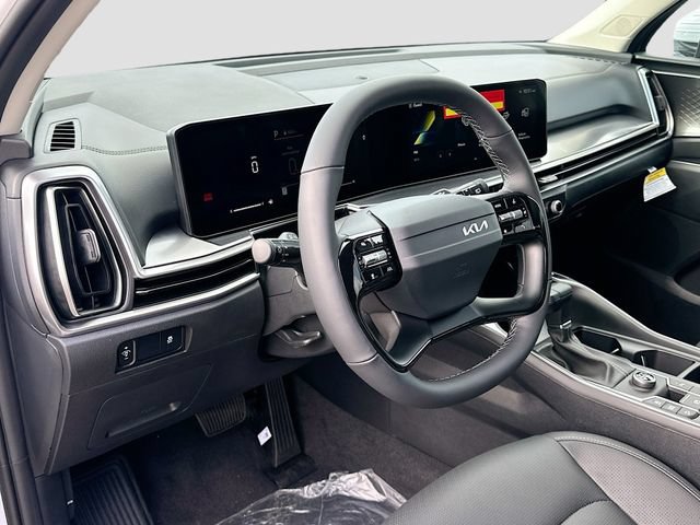 Used 2026 Kia Sorento S FWD image 9