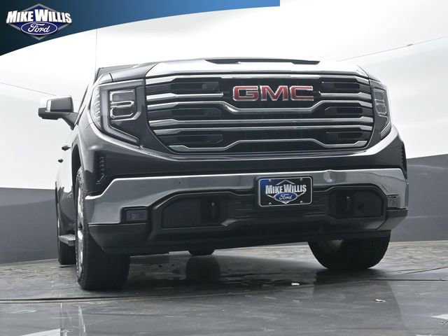 Used 2023 GMC Sierra 1500 SLT w/ SLT Premium Package AWD/4WD image 18