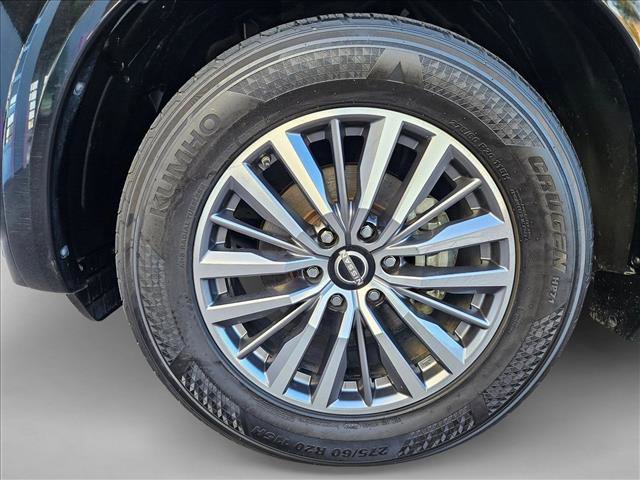 Used 2023 Nissan Armada SL w/ Captain's Chairs Package image 24