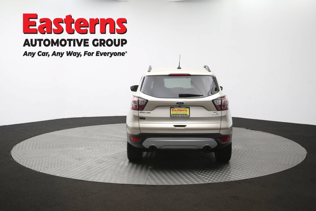 Used 2018 Ford Escape SE w/ SE Sync 3 Package AWD/4WD image 36