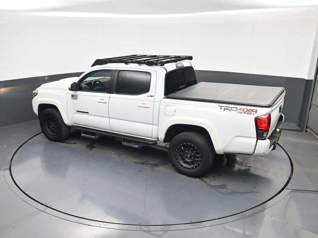 Used 2018 Toyota Tacoma TRD Sport image 33