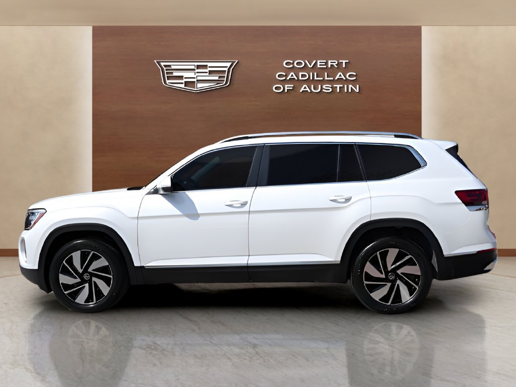 Used 2026 Volkswagen Atlas SEL AWD/4WD image 2