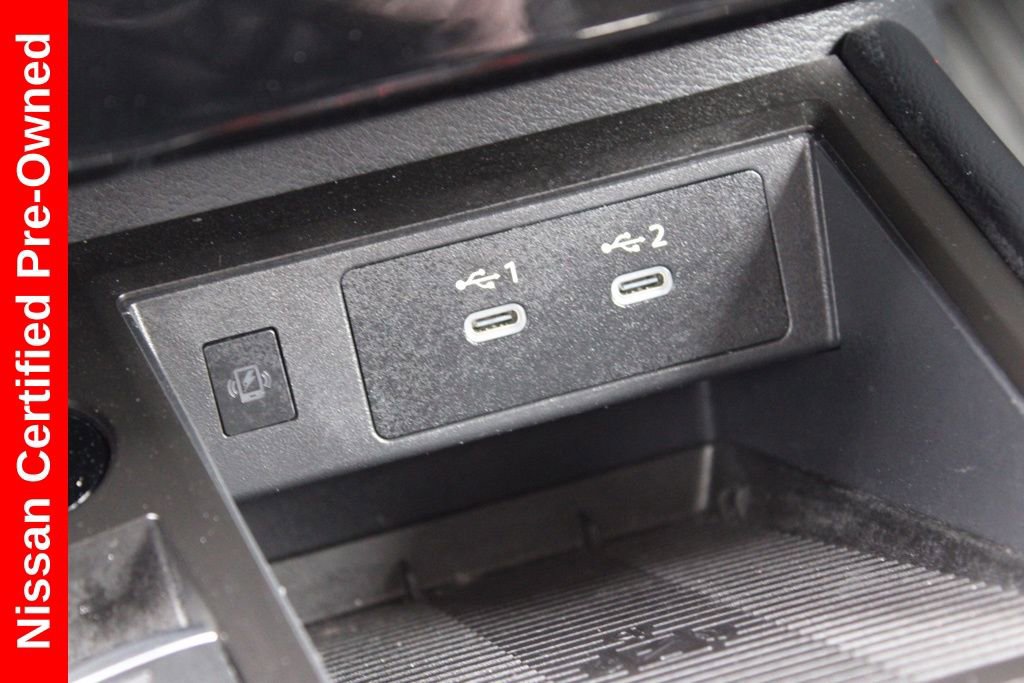 Certified 2025 Nissan Kicks SR w/ Illumination Package image 37