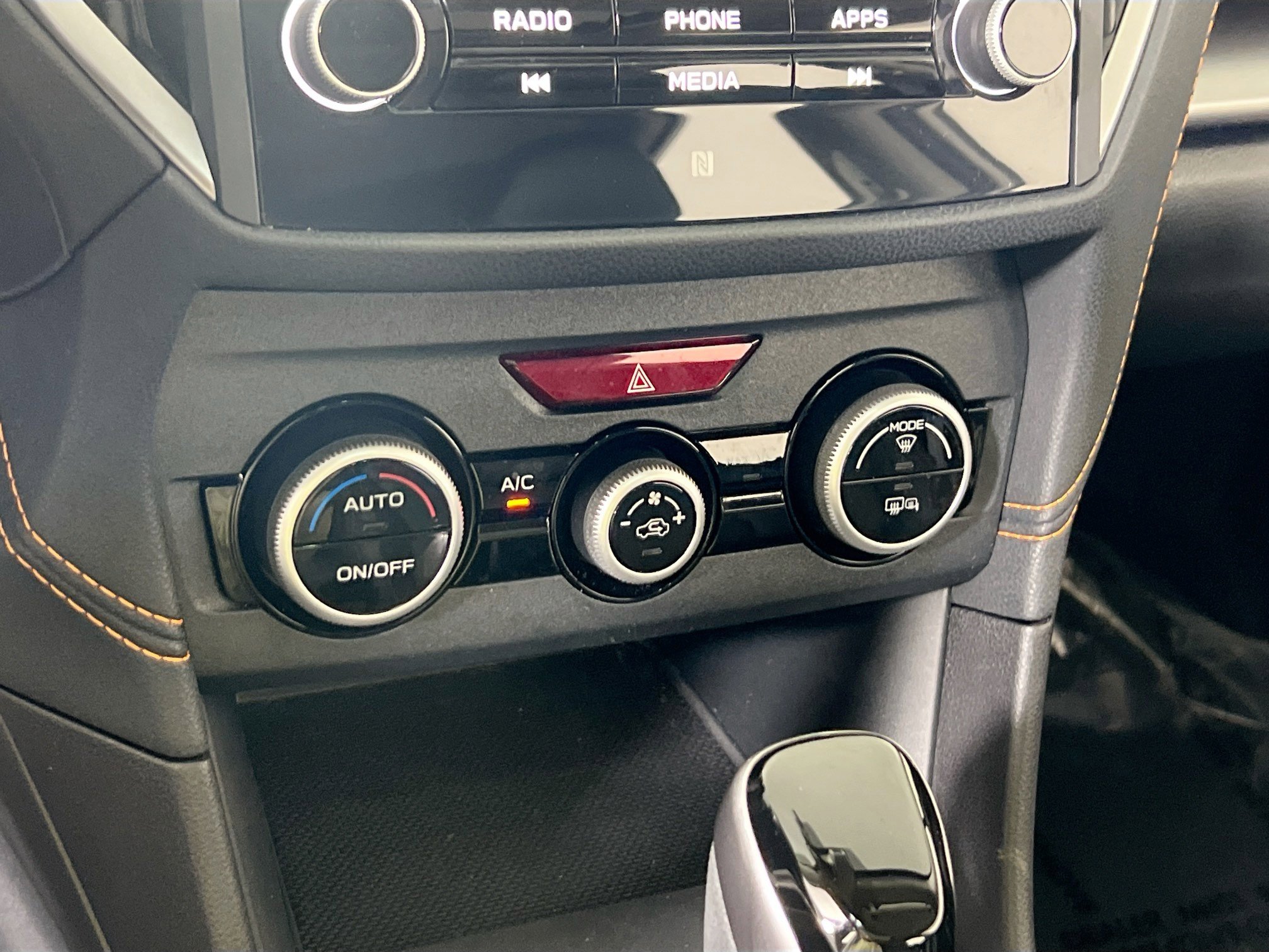 Used 2023 Subaru Crosstrek 2.5i Limited w/ Moonroof Package image 15