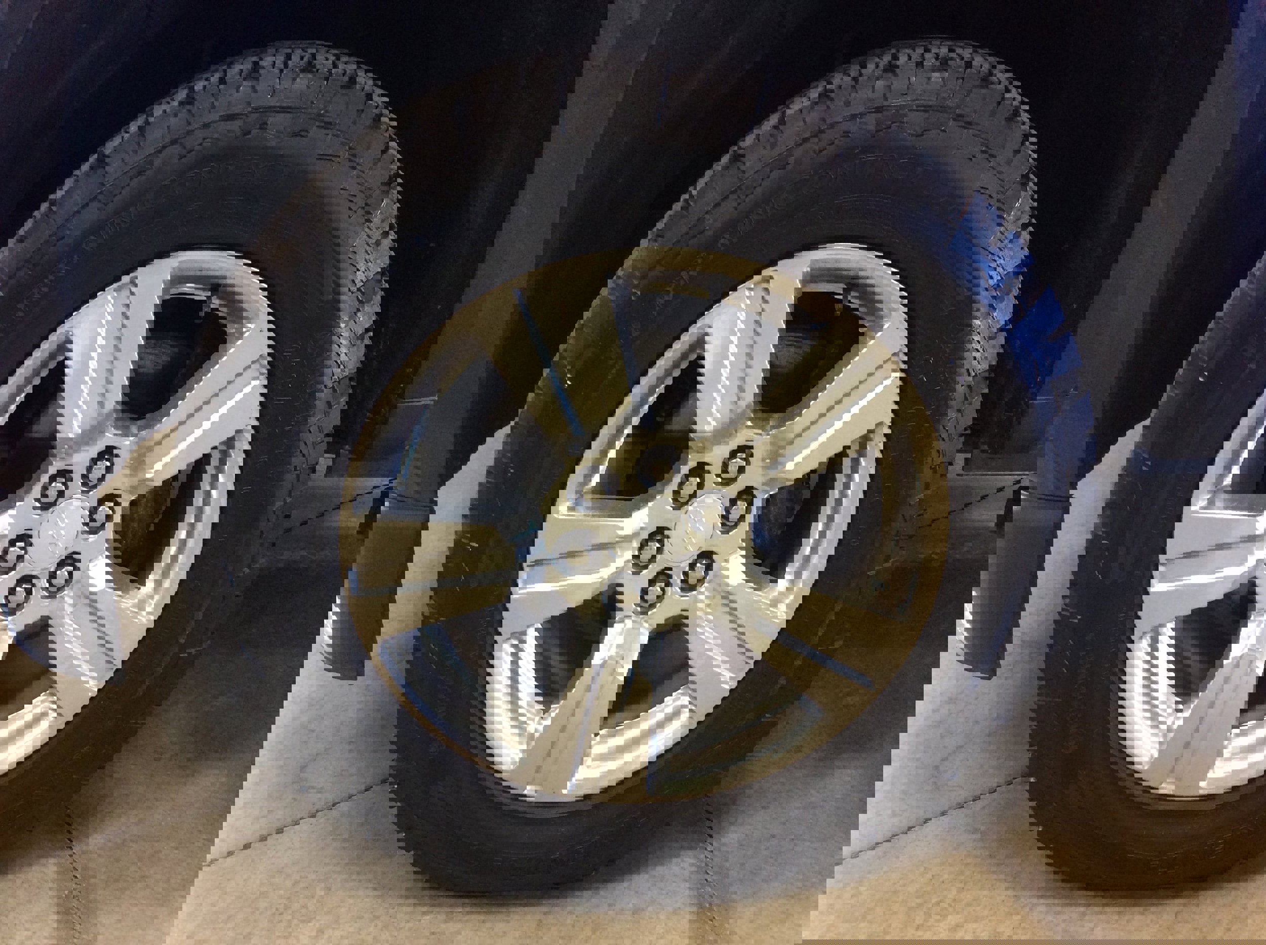 Used 2018 Chevrolet Colorado Z71 w/ Centennial Edition image 9