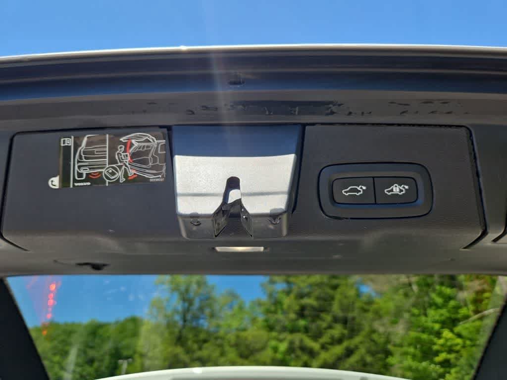 Used 2021 Volvo XC60 T5 Inscription w/ Advanced Package AWD/4WD image 23