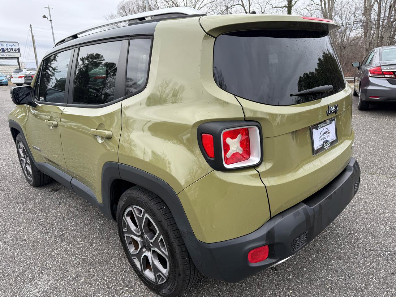 Used 2015 Jeep Renegade Limited FWD image 5