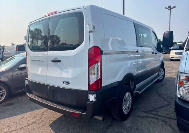 Used 2025 Ford Transit 250 Low Roof w/ Exterior Upgrade Package RWD image 3