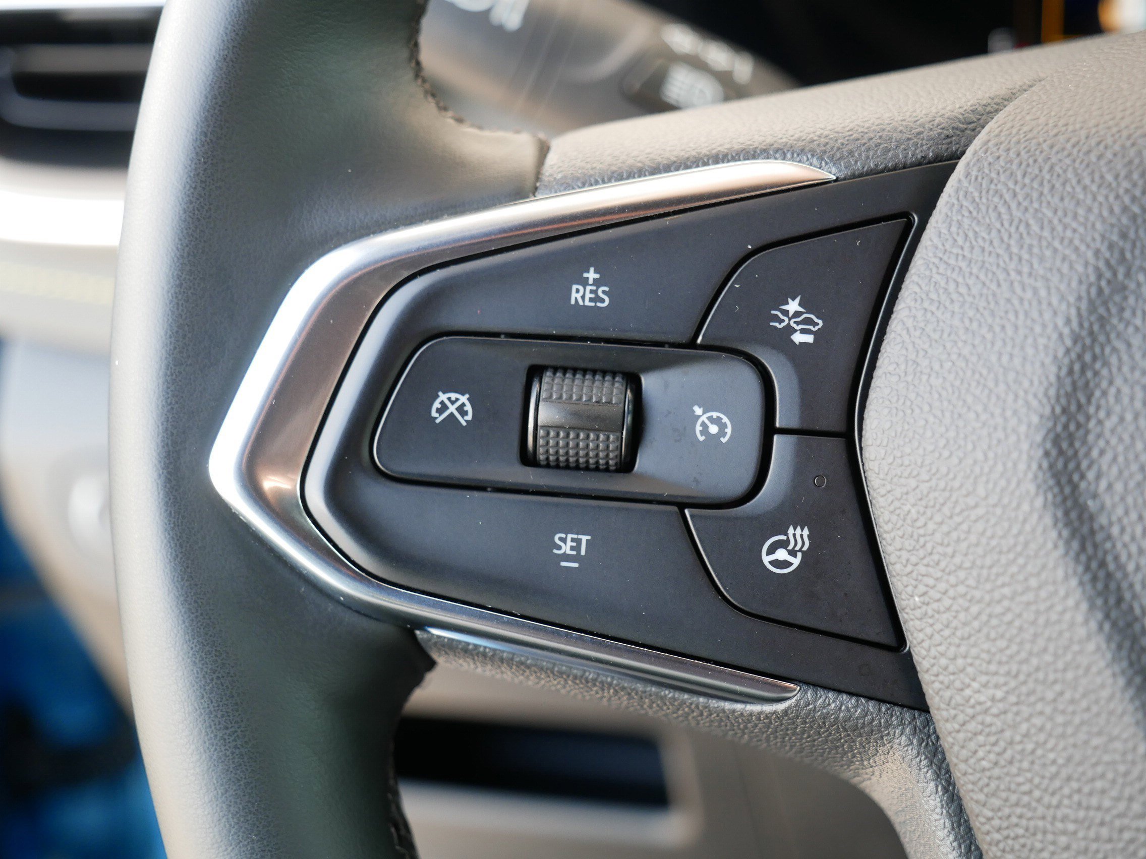 Used 2025 Chevrolet TrailBlazer ACTIV w/ Convenience Package AWD/4WD image 28