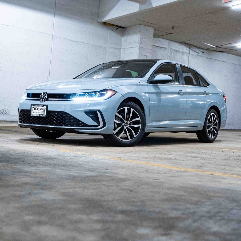 New 2026 Volkswagen Jetta SE image 1