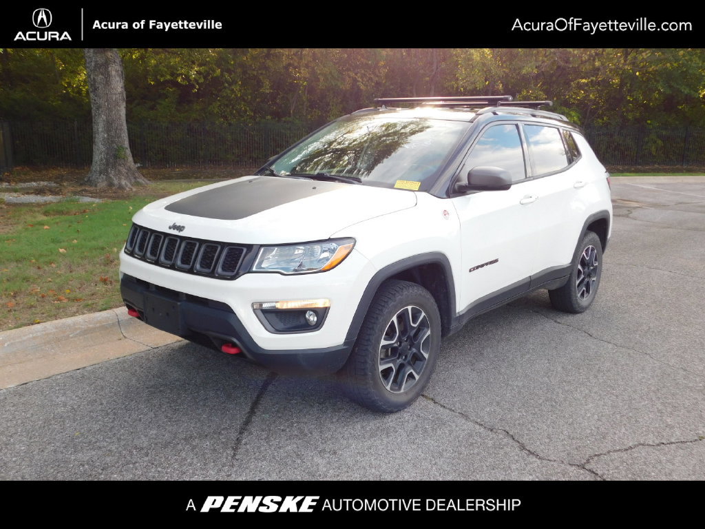 Used 2019 Jeep Compass Trailhawk w/ Leather Interior Group AWD/4WD image 1