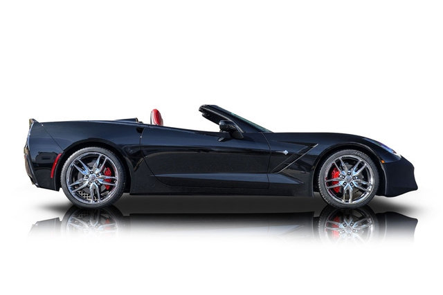 Used 2019 Chevrolet Corvette Stingray Convertible w/ 2LT Preferred Equipment Group image 2