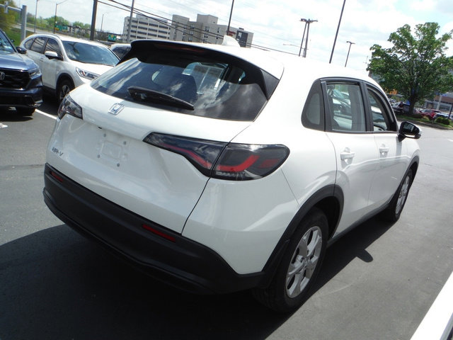 Used 2024 Honda HR-V LX image 6