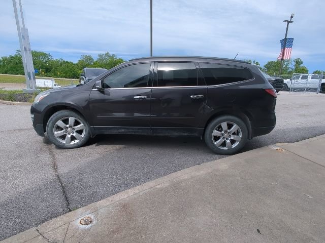 Used 2017 Chevrolet Traverse LT w/ Style and Technology Package AWD/4WD image 26