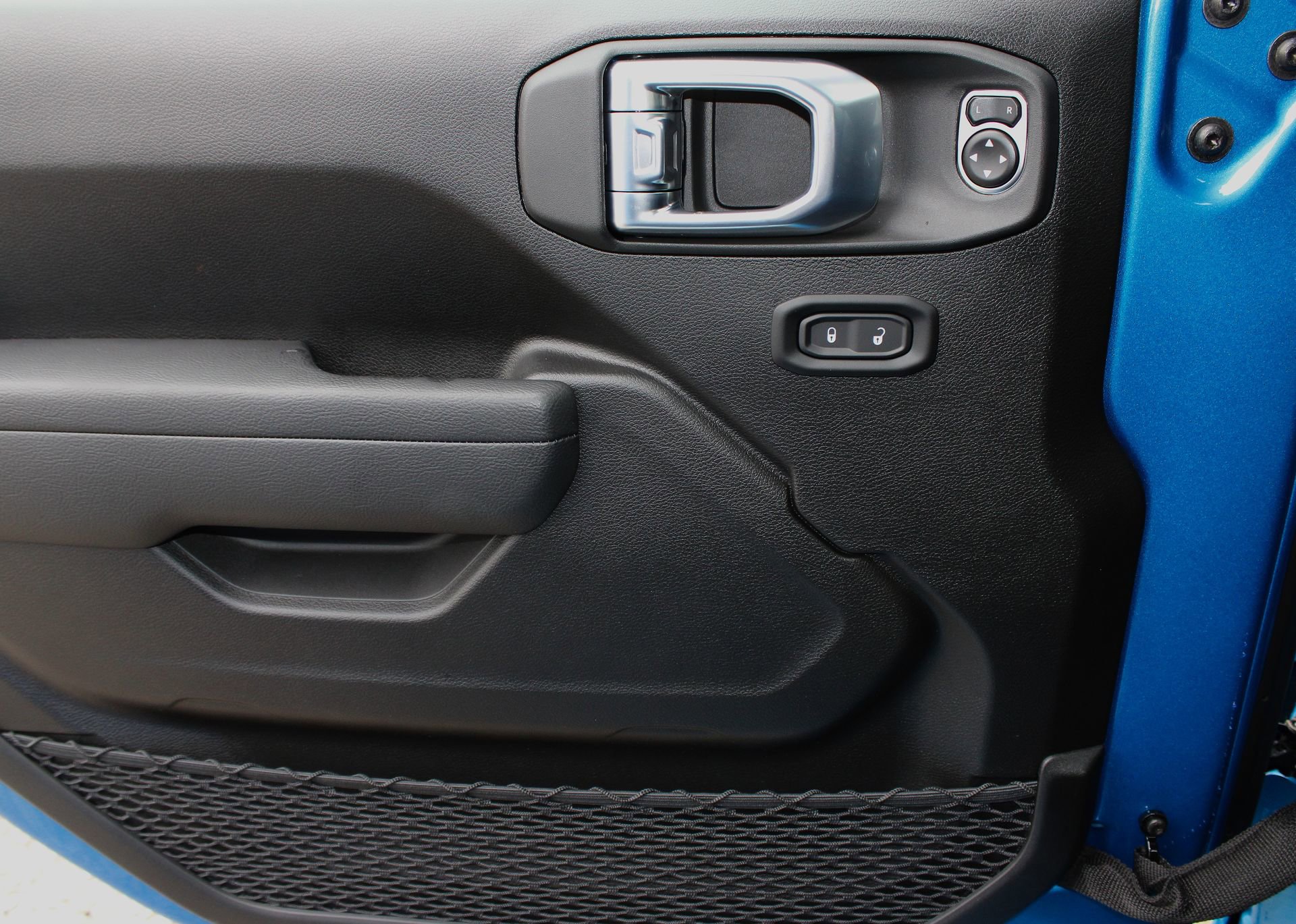 New 2026 Jeep Wrangler Unlimited Sport image 14