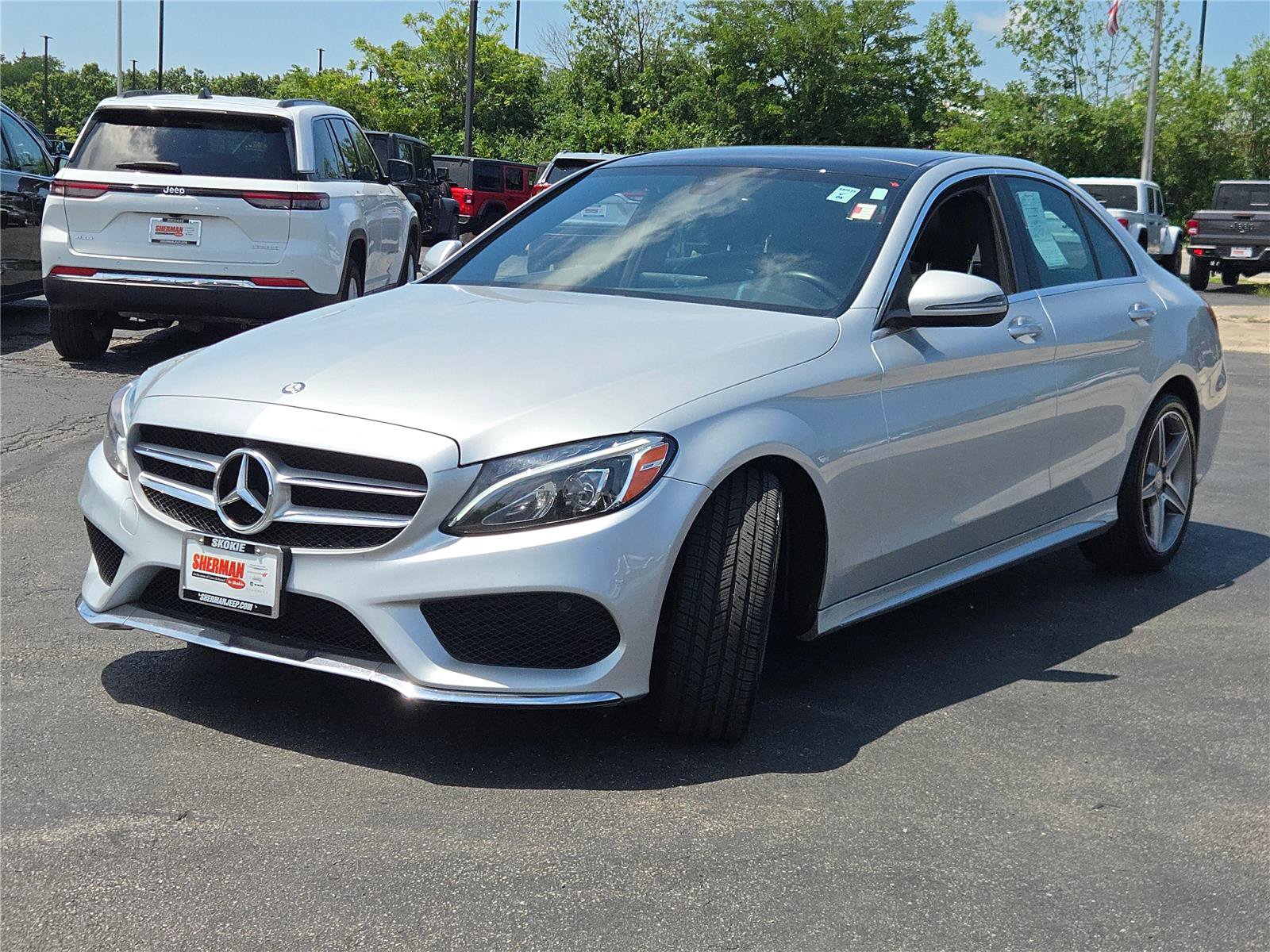 Used 2016 Mercedes-Benz C 300 4MATIC Sedan image 3