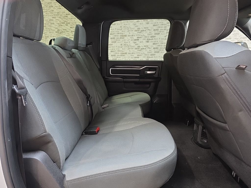 Used 2024 RAM 3500 Big Horn image 17