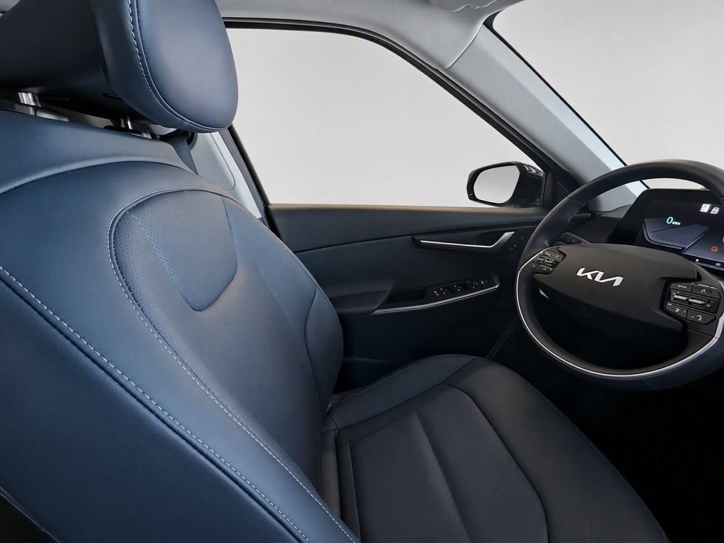Certified 2024 Kia EV6 Wind AWD/4WD image 27