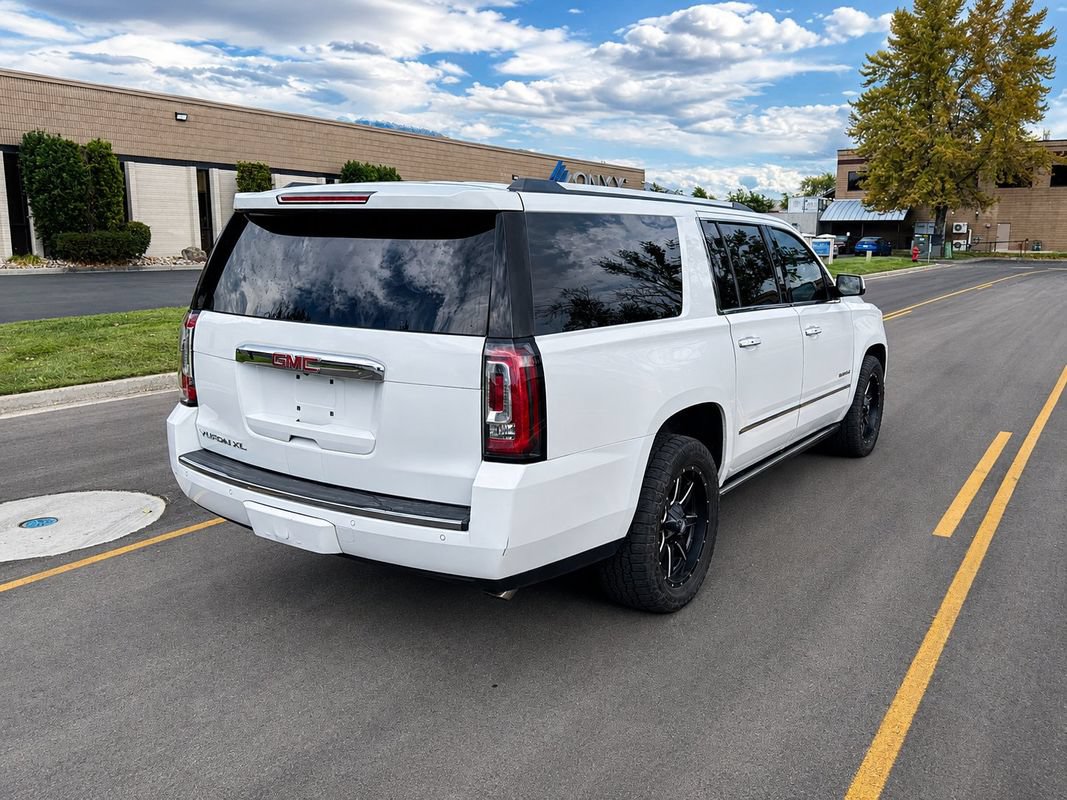 Used 2016 GMC Yukon XL Denali w/ Open Road Package AWD/4WD image 5
