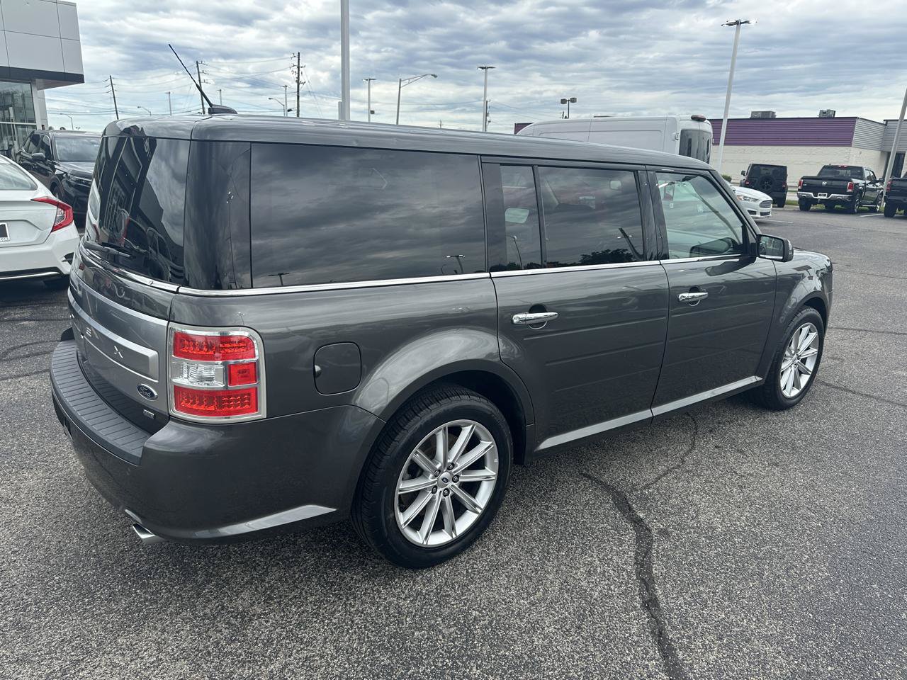 Used 2019 Ford Flex Limited AWD/4WD image 8