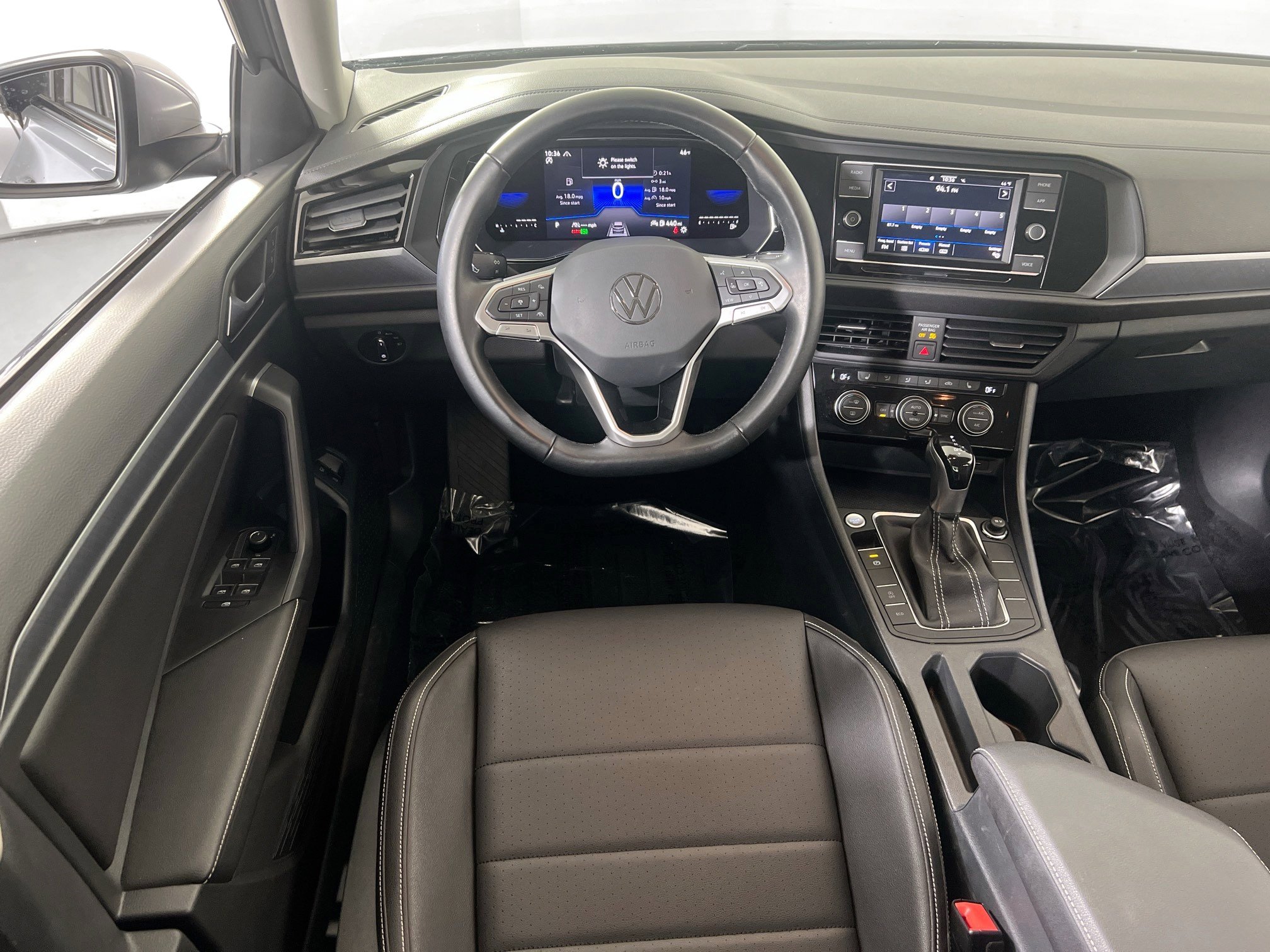 Used 2023 Volkswagen Jetta SE FWD image 21