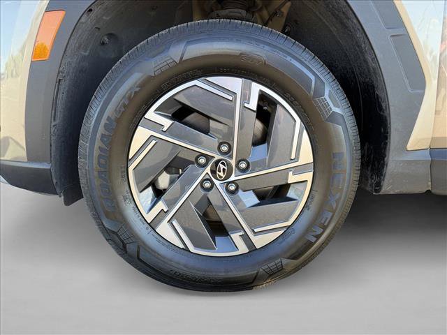 Used 2025 Hyundai Tucson Blue AWD/4WD image 24