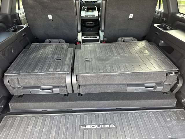 Used 2024 Toyota Sequoia Platinum AWD/4WD image 11