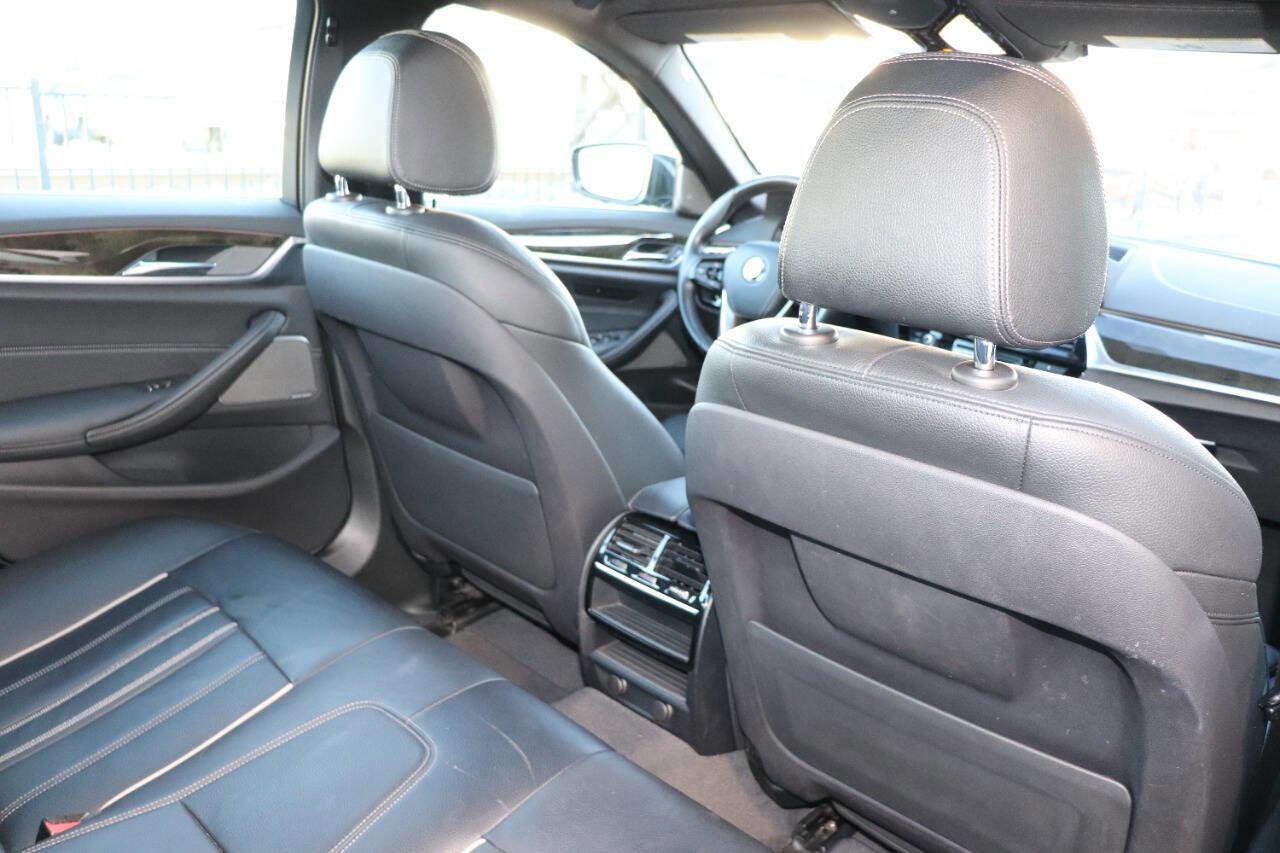 Used 2019 BMW 530i w/ Convenience Package image 47