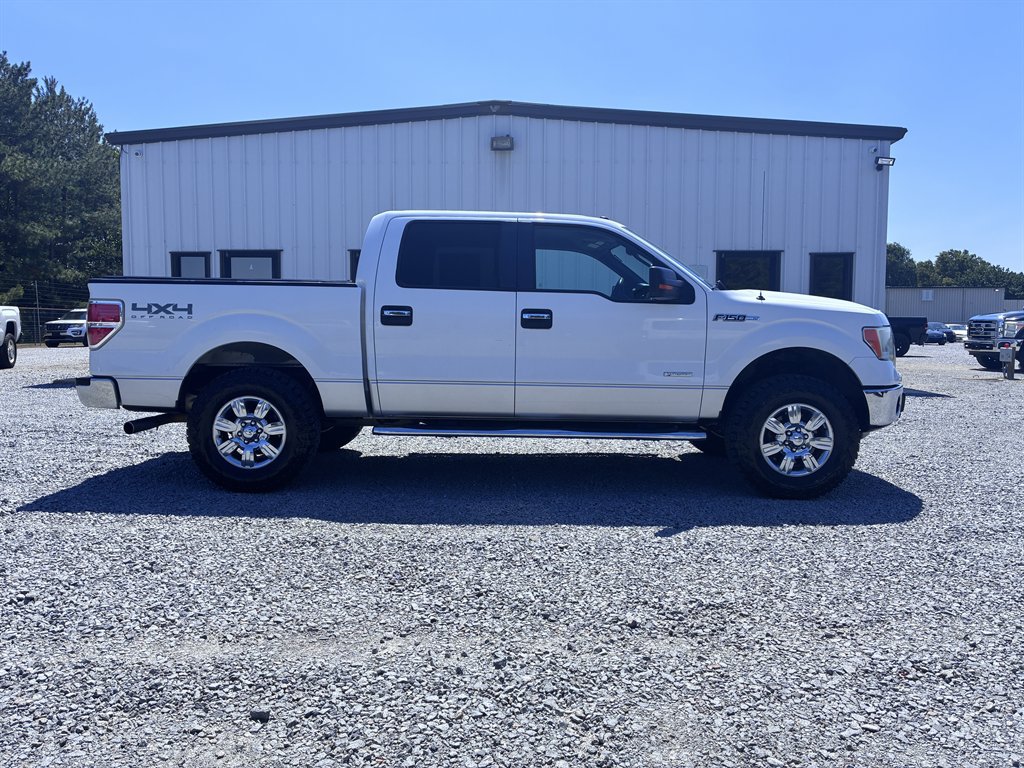 Used 2011 Ford F150 XLT w/ XLT Chrome Pkg AWD/4WD image 4
