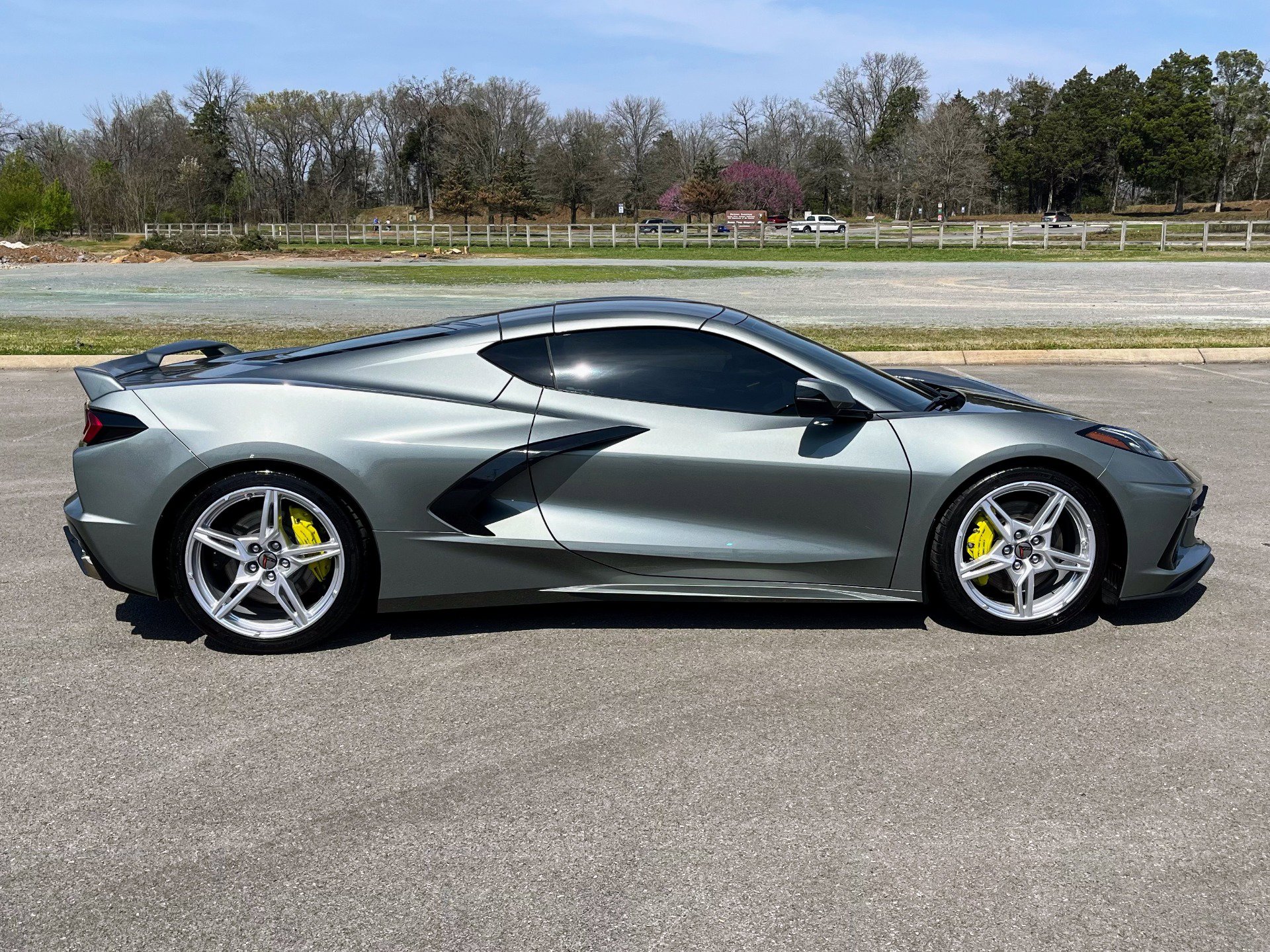 Used 2022 Chevrolet Corvette Stingray Preferred Cpe w/ Z51 Performance Package RWD image 7