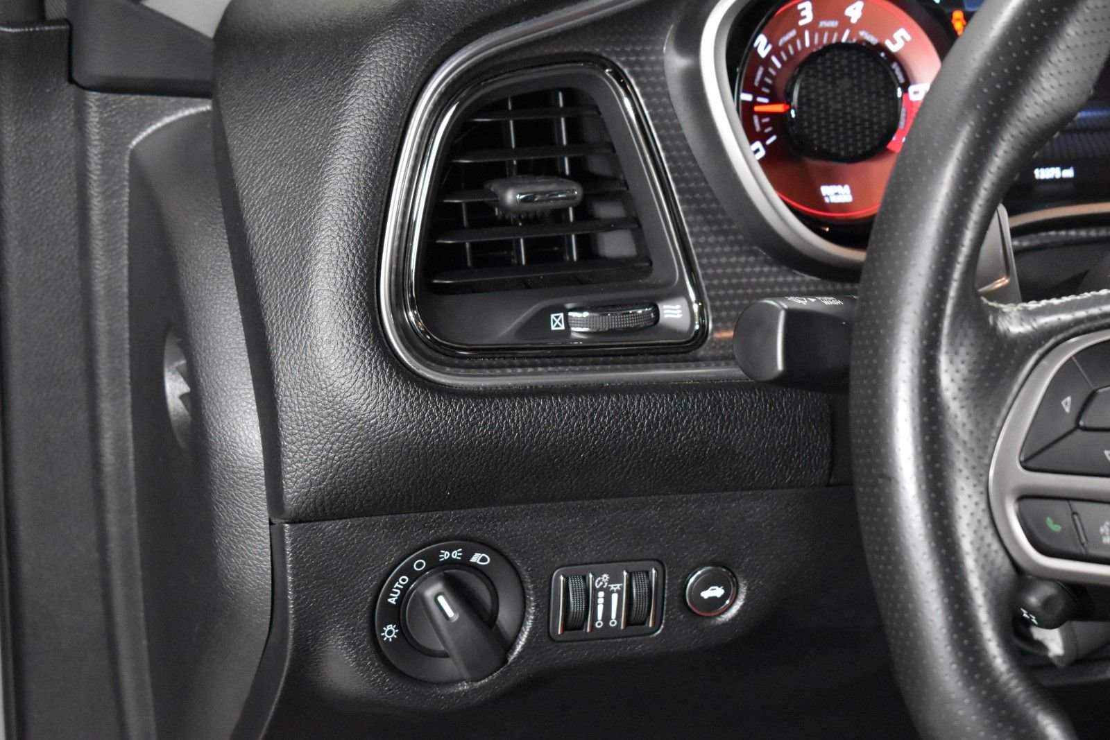 Used 2019 Dodge Challenger SRT Hellcat Redeye RWD image 23