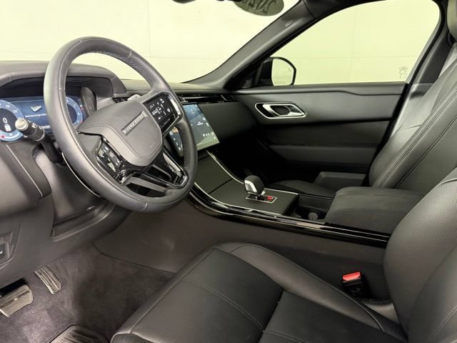 Certified 2026 Land Rover Range Rover Velar Dynamic SE AWD/4WD image 6