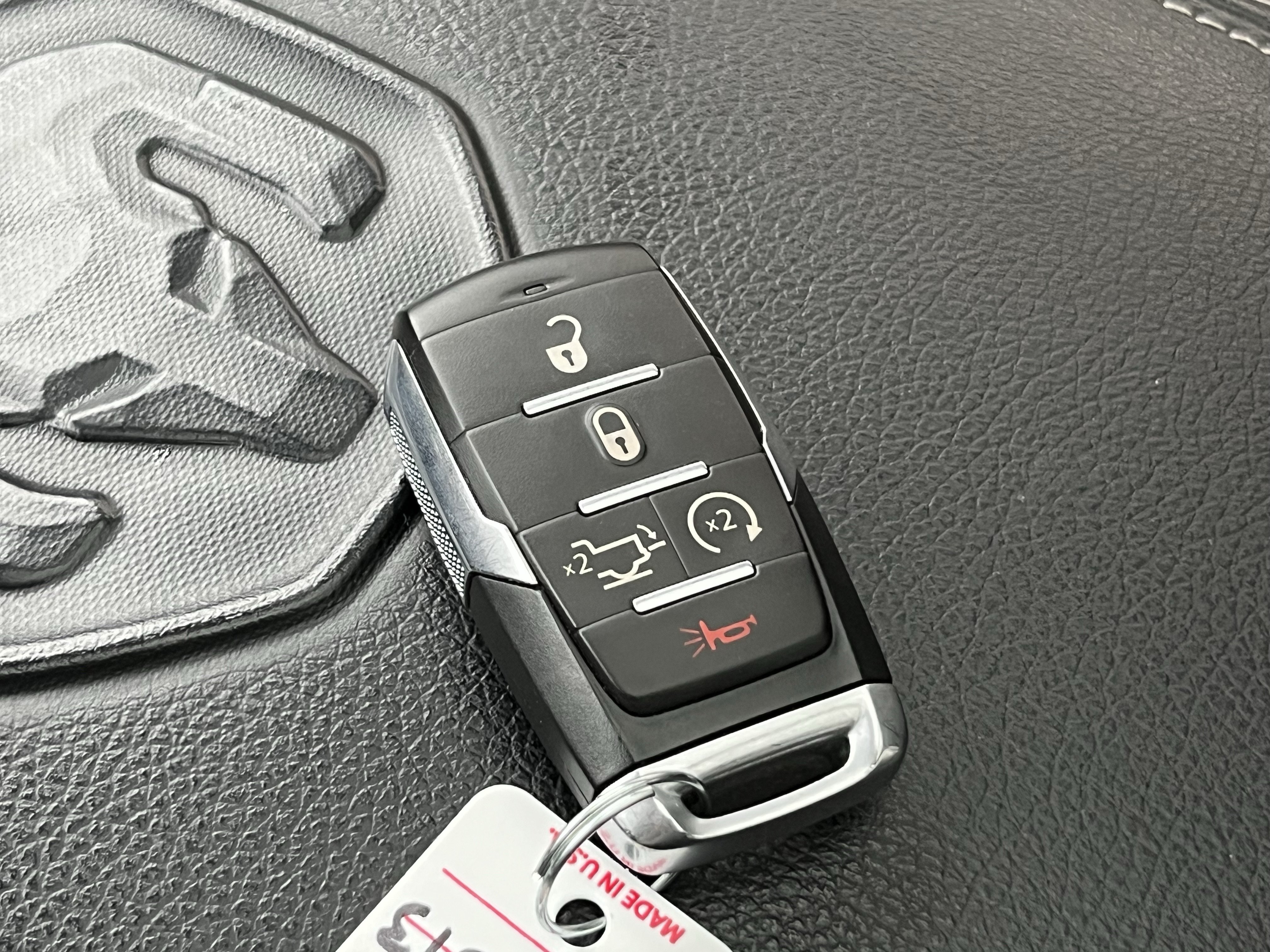 Used 2022 RAM 1500 Laramie AWD/4WD image 37