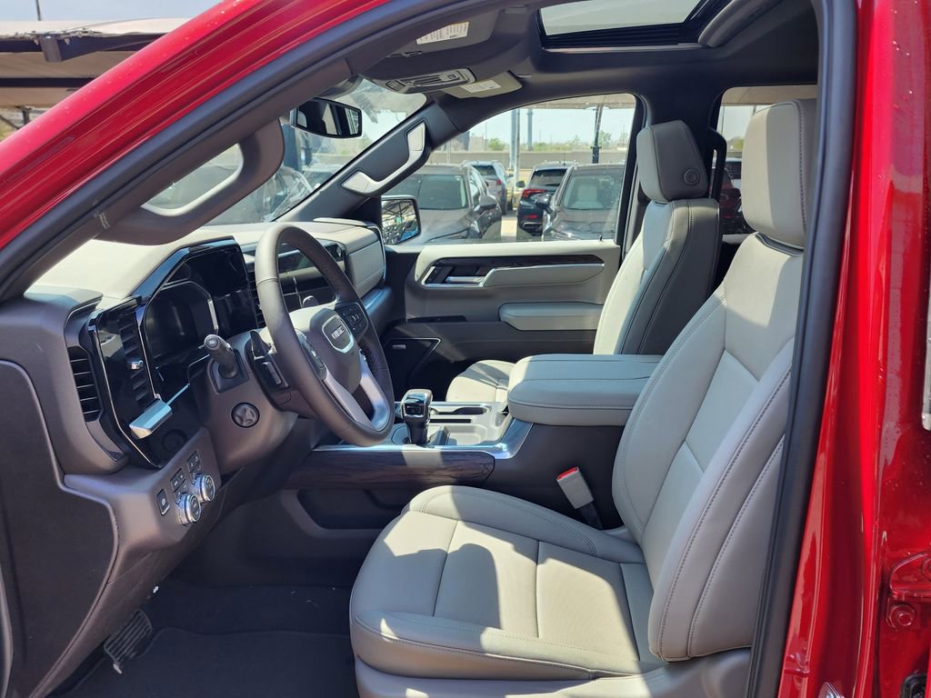 New 2026 GMC Sierra 1500 SLT image 17