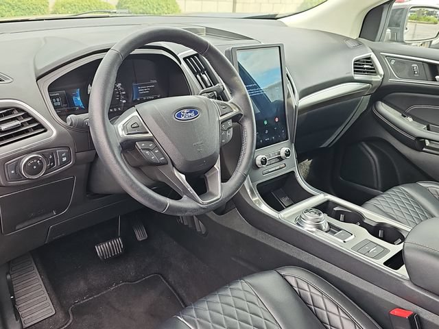 Certified 2023 Ford Edge Titanium AWD/4WD image 16