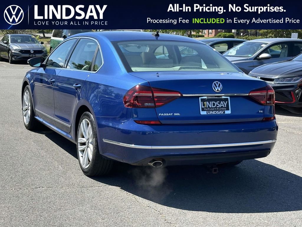 Used 2017 Volkswagen Passat 1.8T SEL Premium FWD image 5