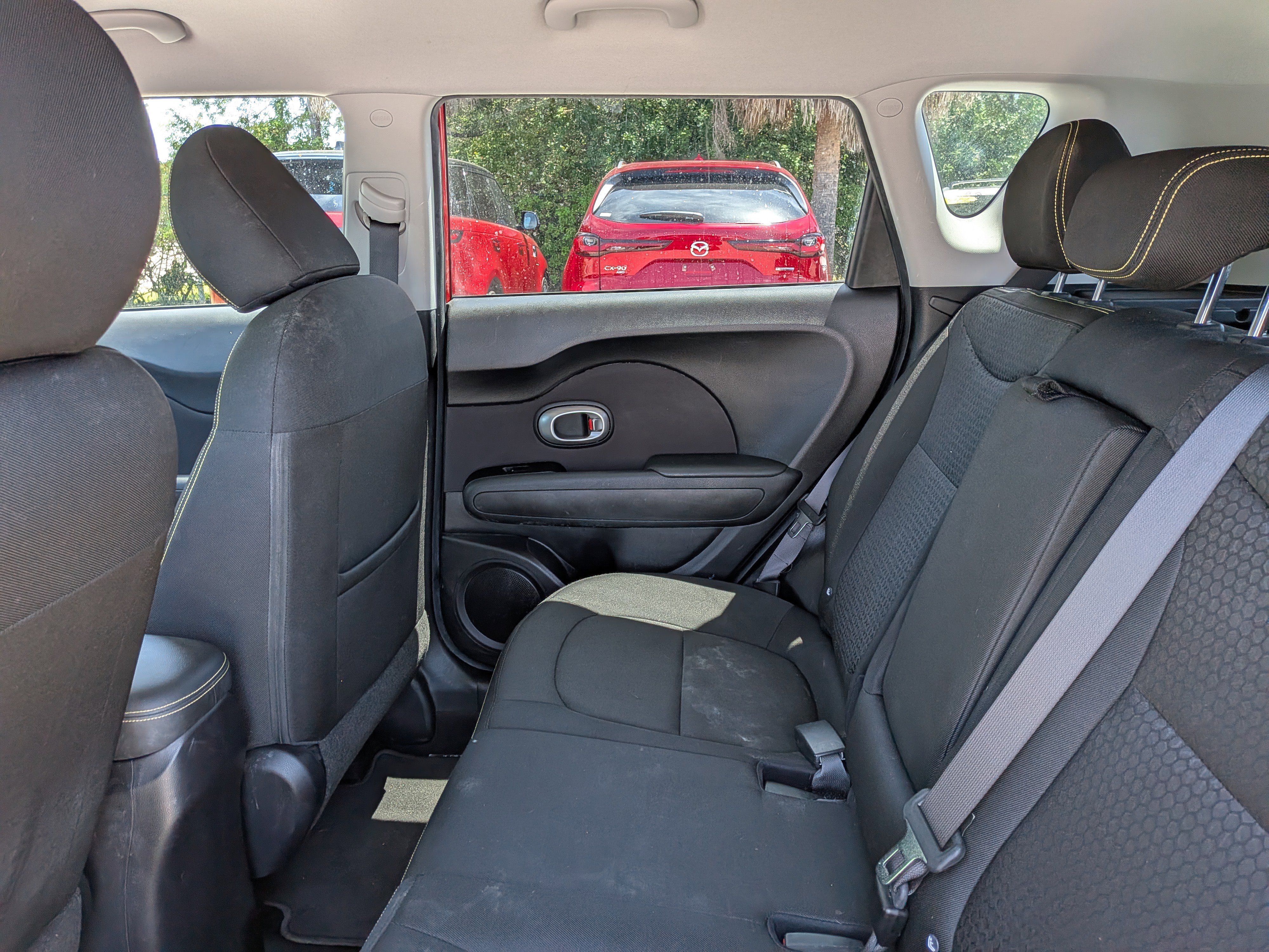 Used 2015 Kia Soul + FWD image 14