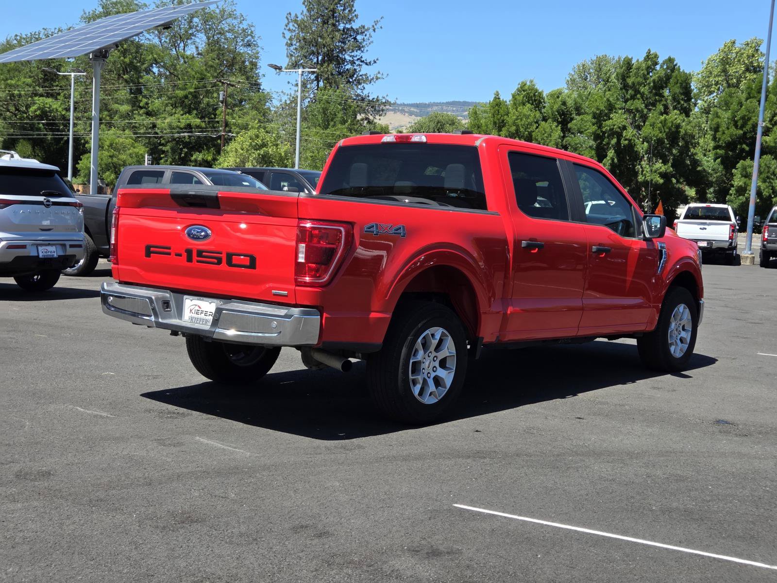 Used 2023 Ford F150 XLT AWD/4WD image 5