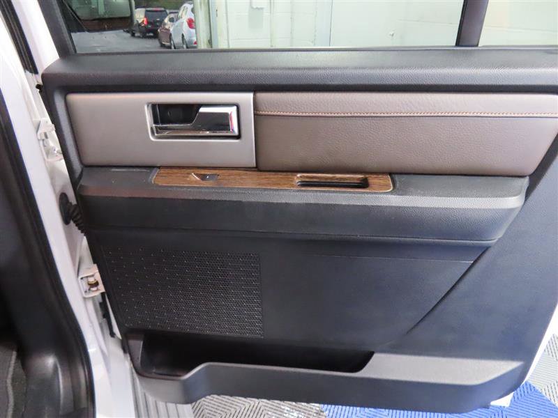 Used 2016 Ford Expedition EL King Ranch RWD image 39