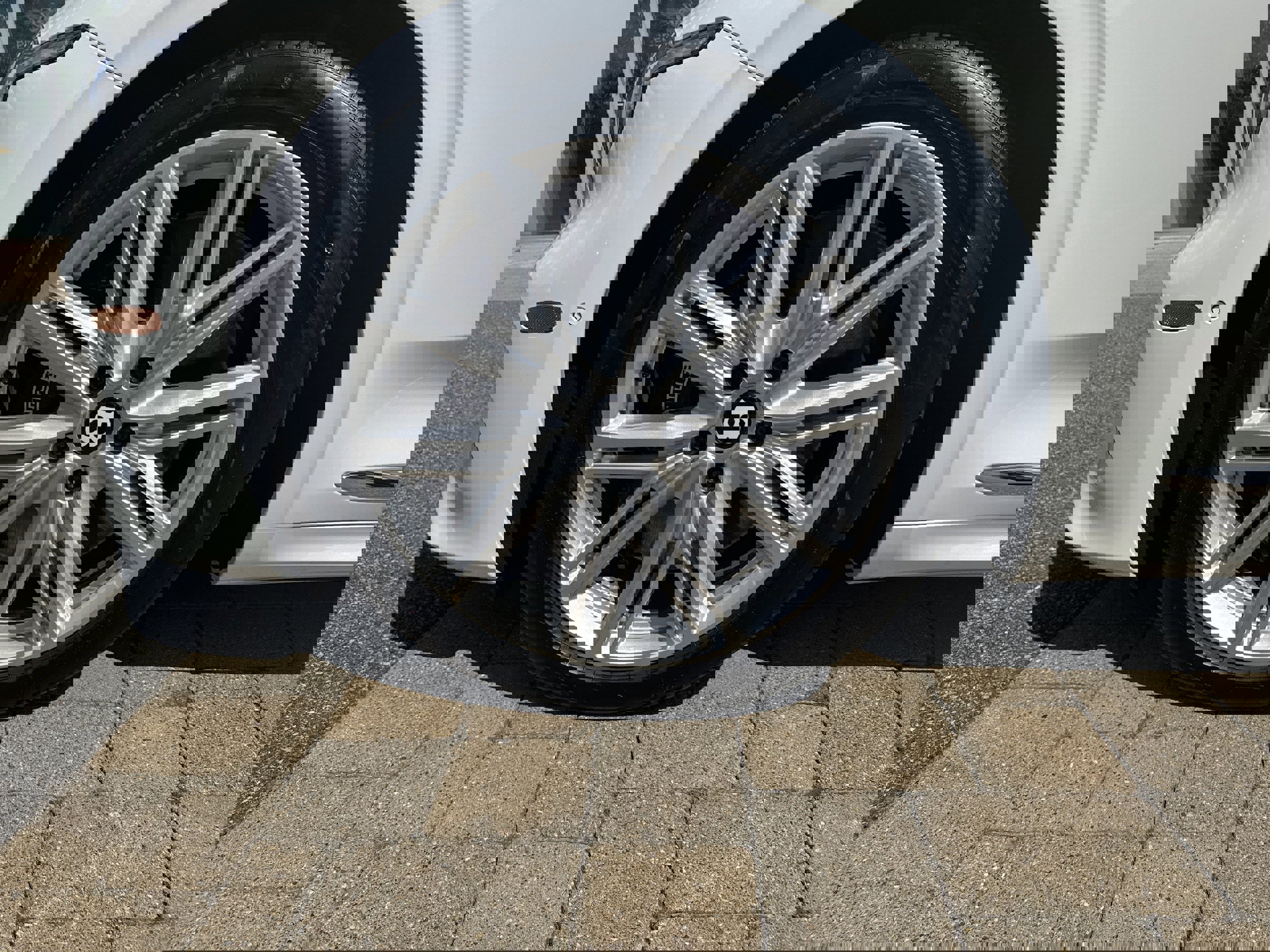 New 2026 Bentley Continental GTC image 9