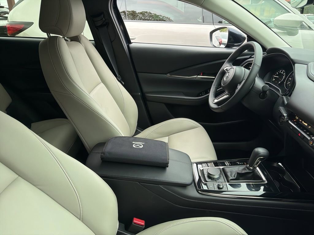 Used 2025 MAZDA CX-30 AWD 2.5 S w/ Preferred Package image 4