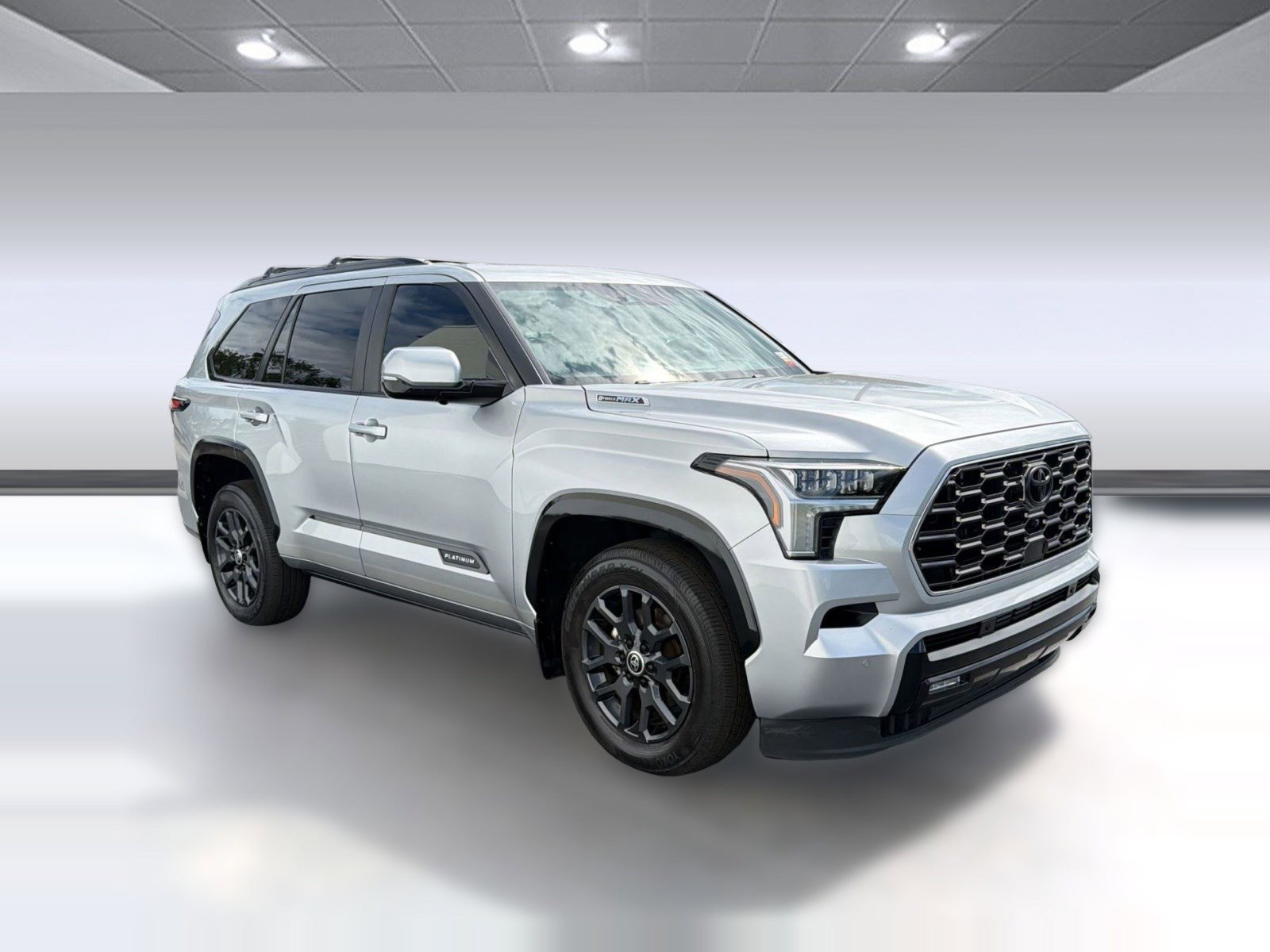 Used 2024 Toyota Sequoia Platinum AWD/4WD image 7