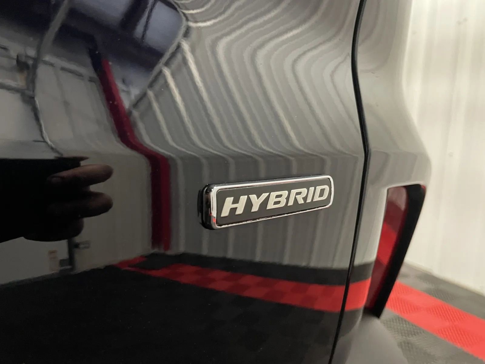 Used 2021 Ford Escape SE image 15