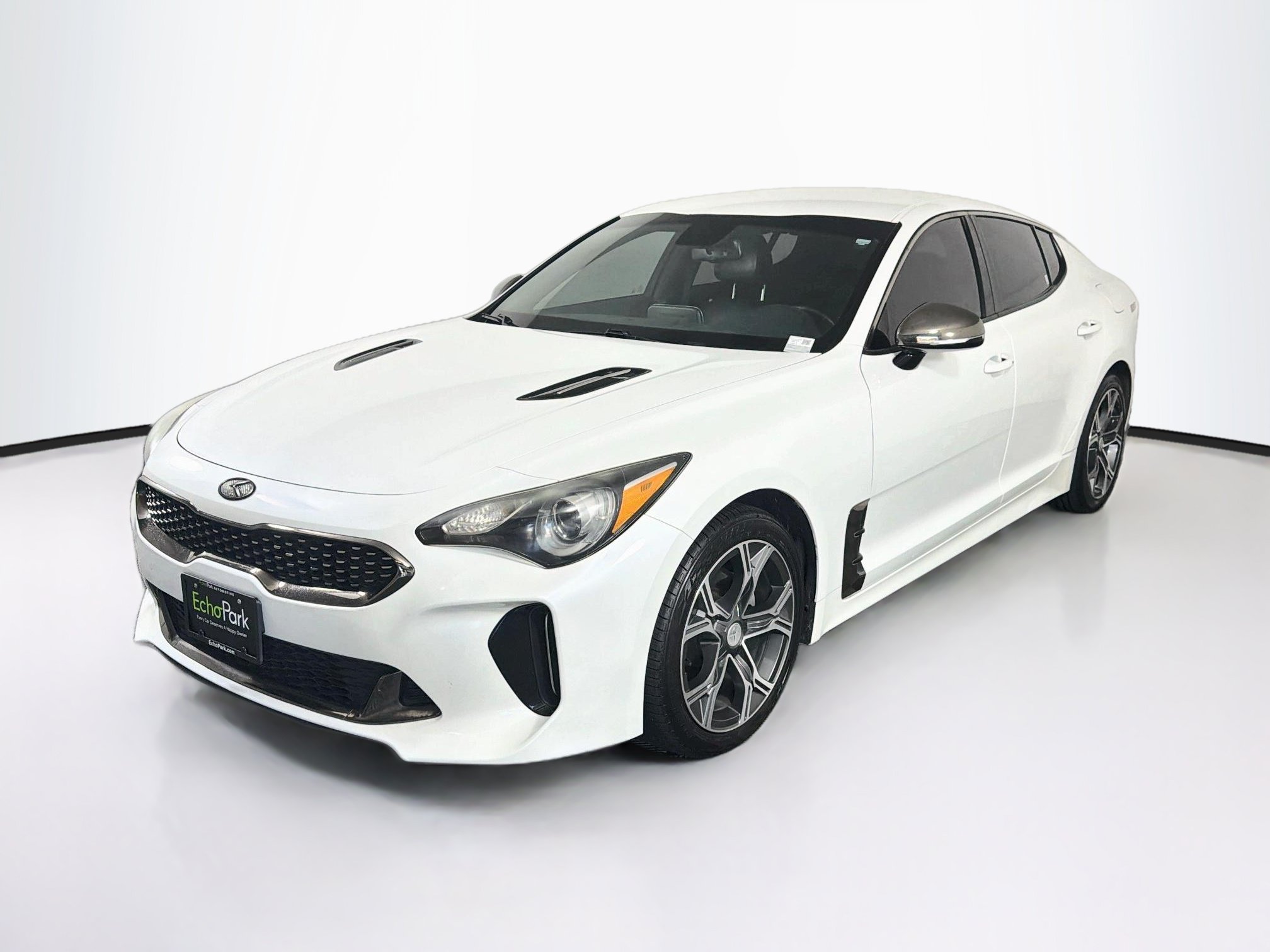 Used 2020 Kia Stinger GT-Line RWD image 3