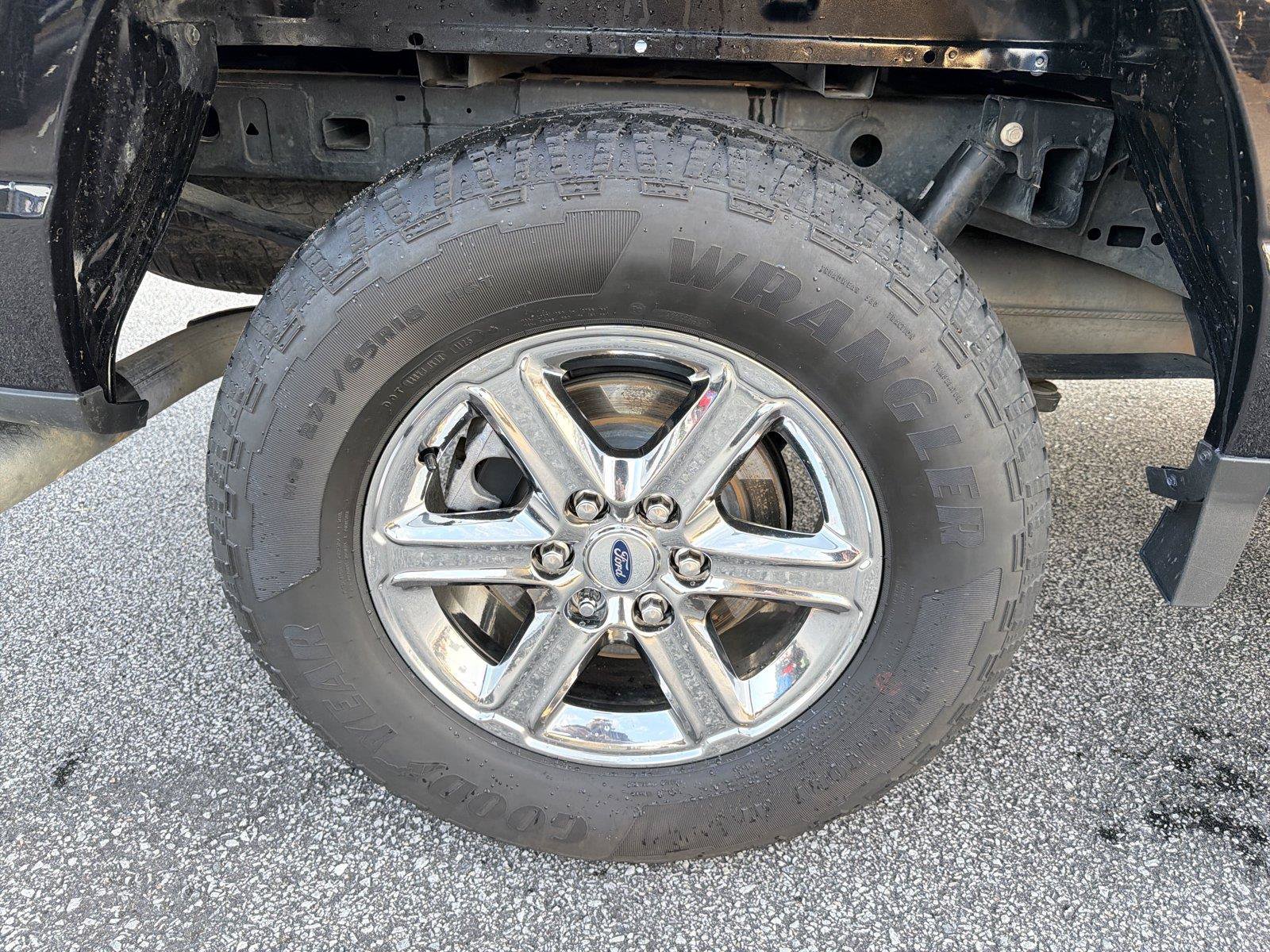 Used 2025 Ford F150 XLT w/ Equipment Group 301A Standard AWD/4WD image 16