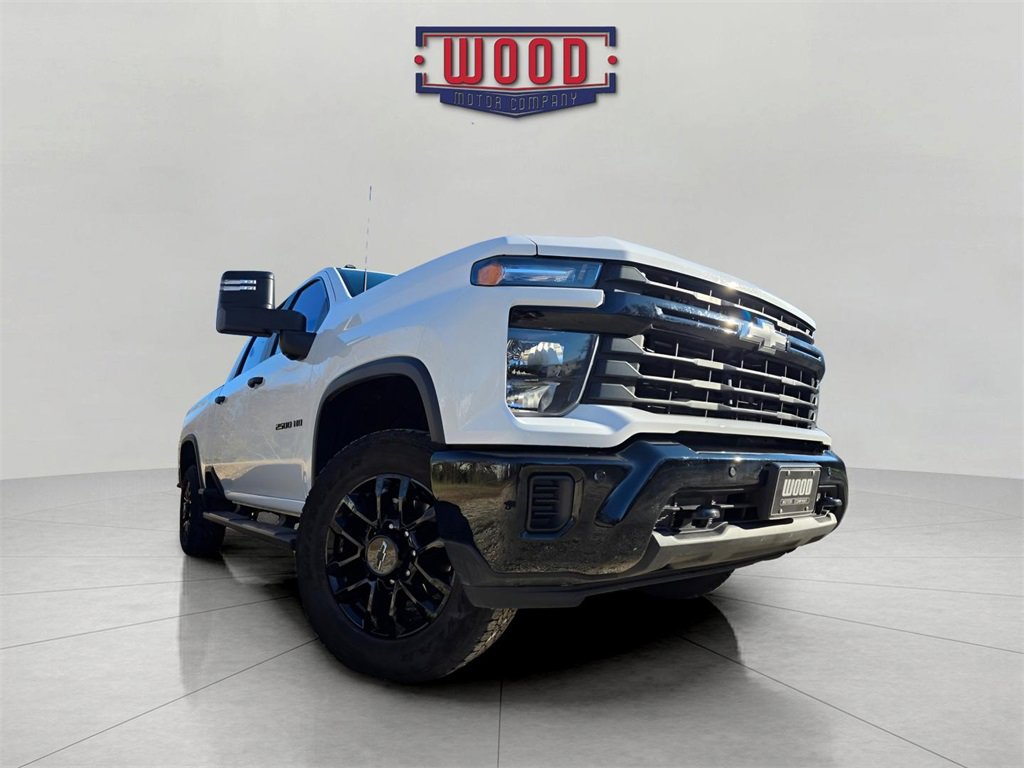 Used 2025 Chevrolet Silverado 2500 Custom w/ Custom Value Package image 4