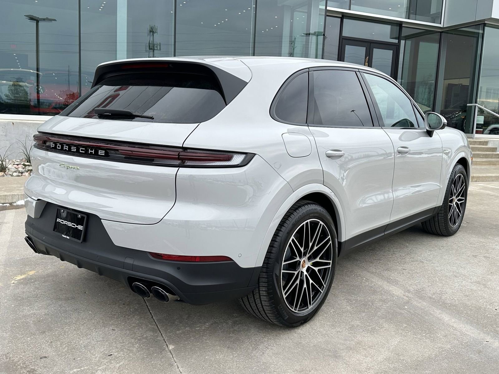 New 2026 Porsche Cayenne E-Hybrid image 7