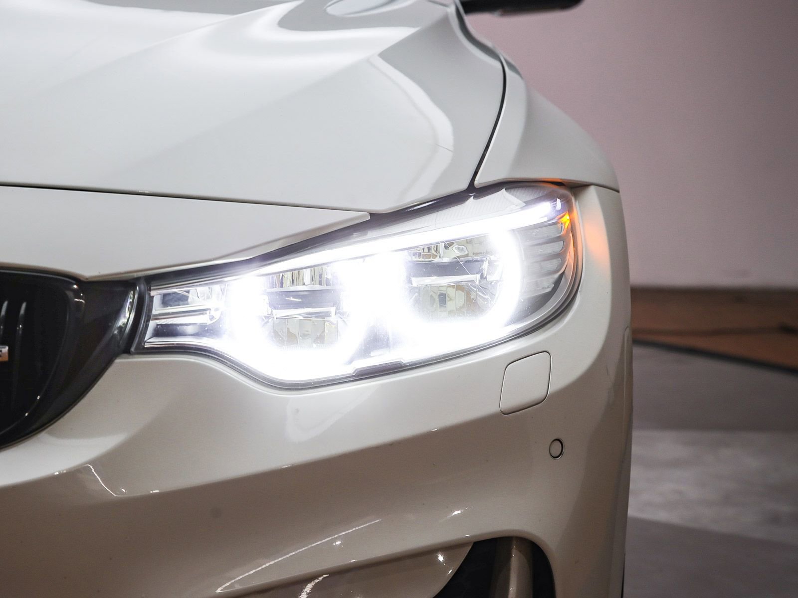 Used 2015 BMW M3 RWD image 6